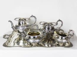 Серебряный чайно-кофейный сервиз с подносом
