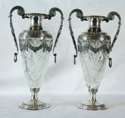 Парные вазы