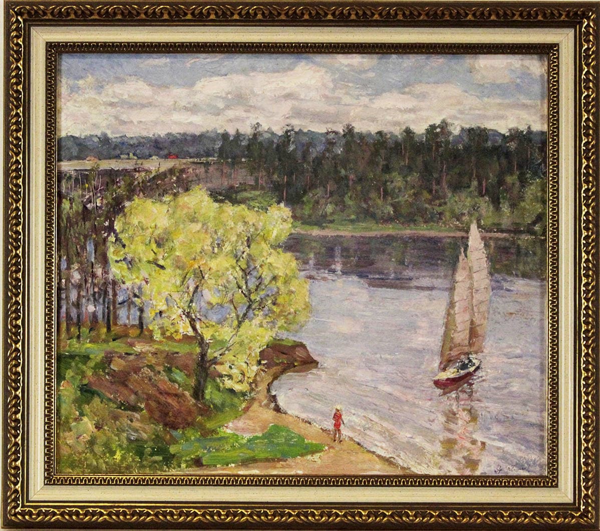 На даче. Цветущее дерево