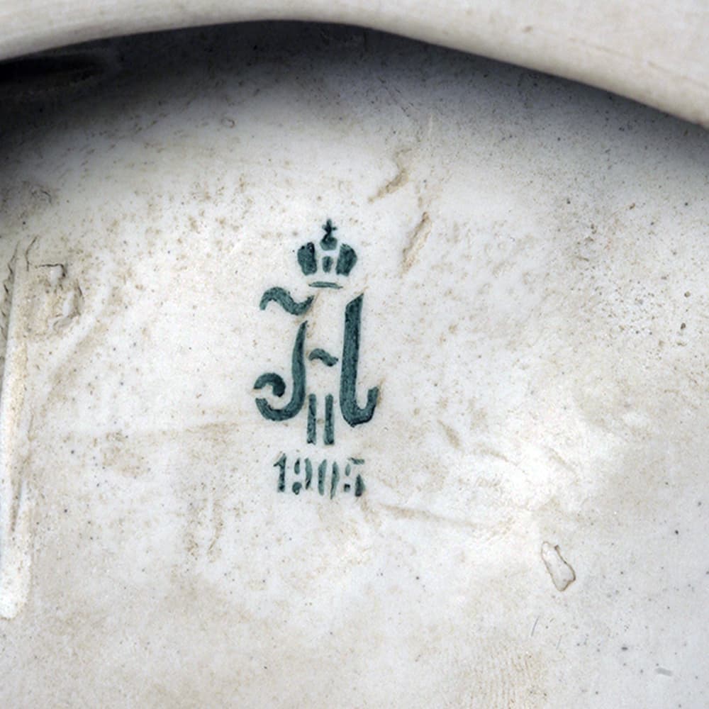 Фарфоровая скульптура «Гадание» по модели А.К.Шписа