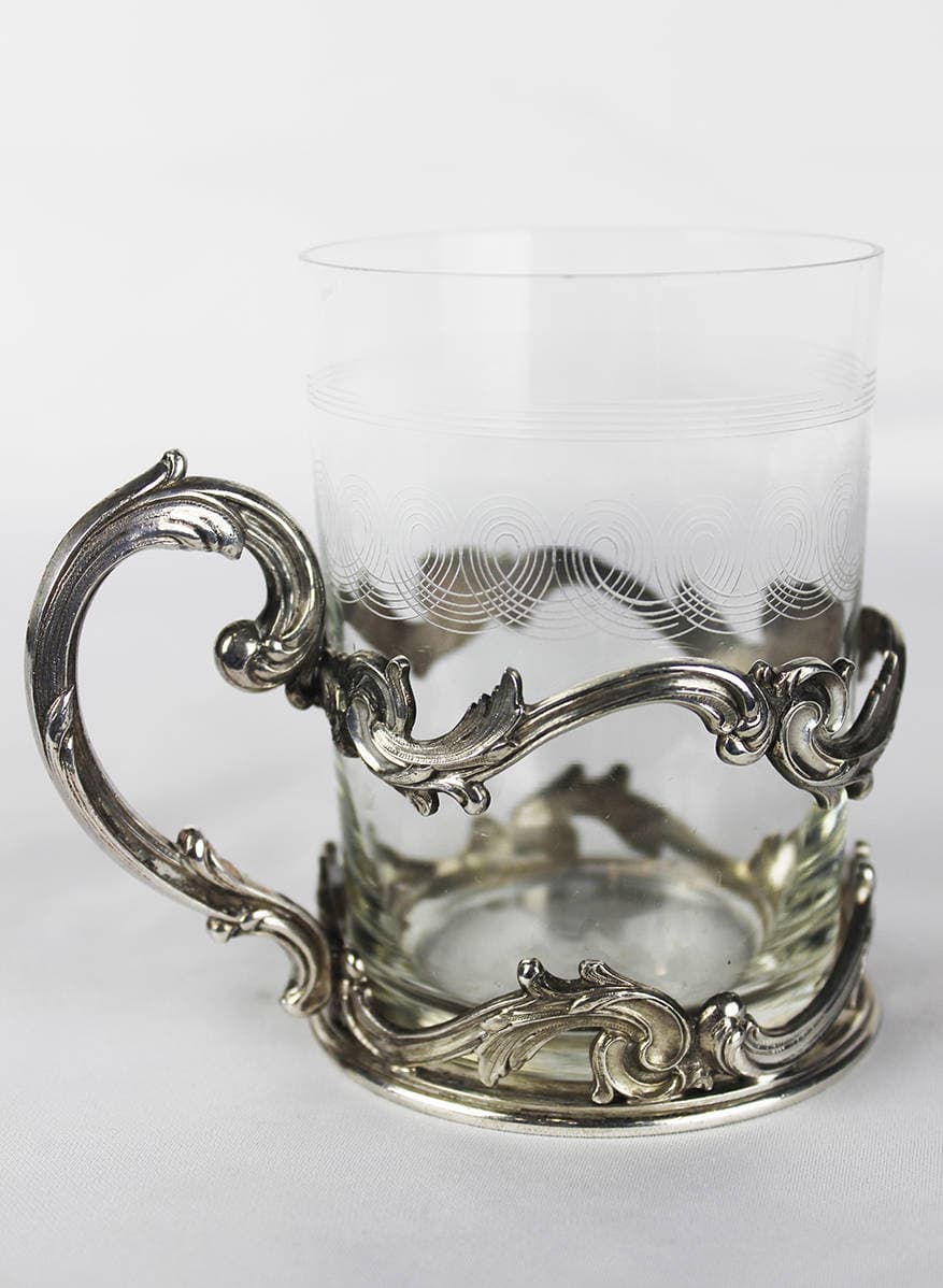 Антикварный серебряный подстаканник в стиле модерн