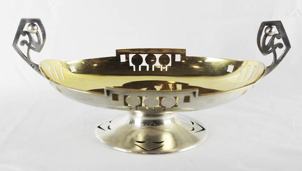 Антикварная серебряная конфетница в стиле ар-нуво