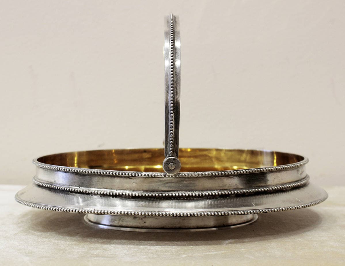 Антикварная сухарница в русском стиле