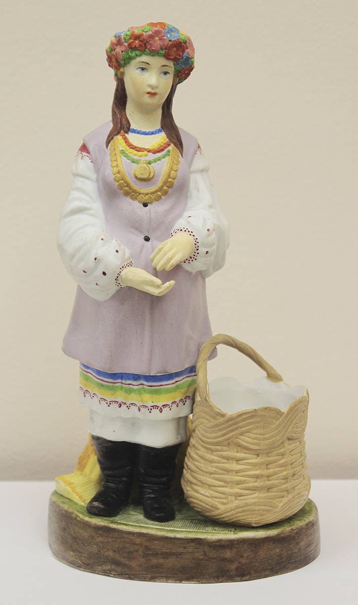 Статуэтка “Украинка”