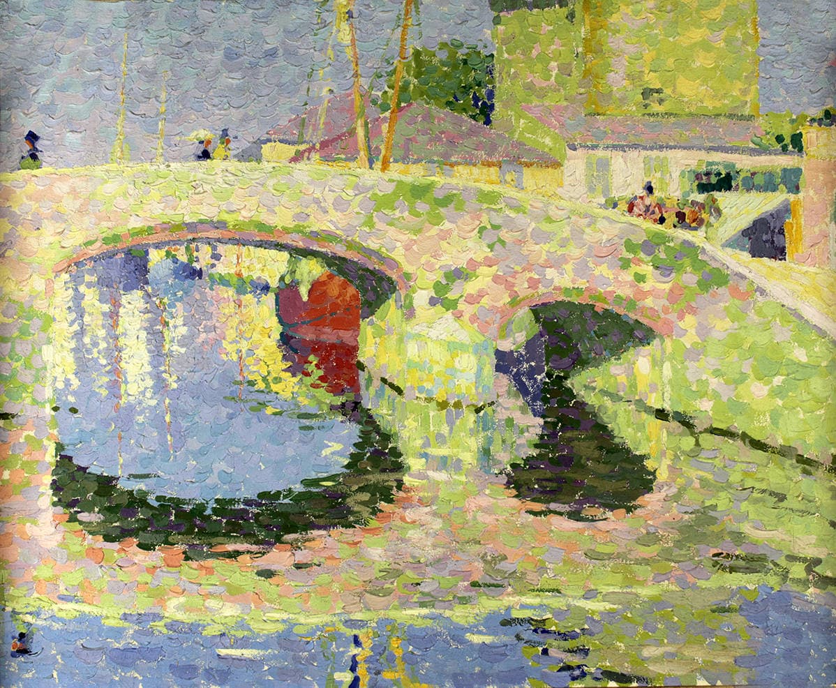 Мост, освещённый солнцем