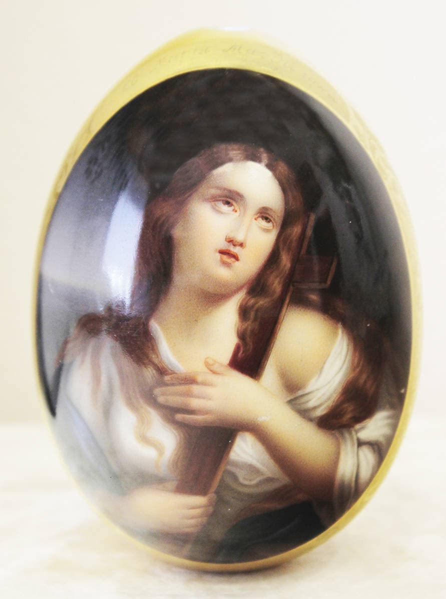 Большое пасхальное яйцо “Святая Мария Магдалина”