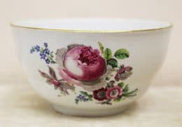 Чаша-полоскательница с изображением цветов