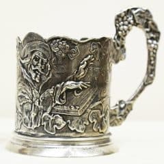 Старинный серебряный подстаканник "Садко, играющий на гуслях"