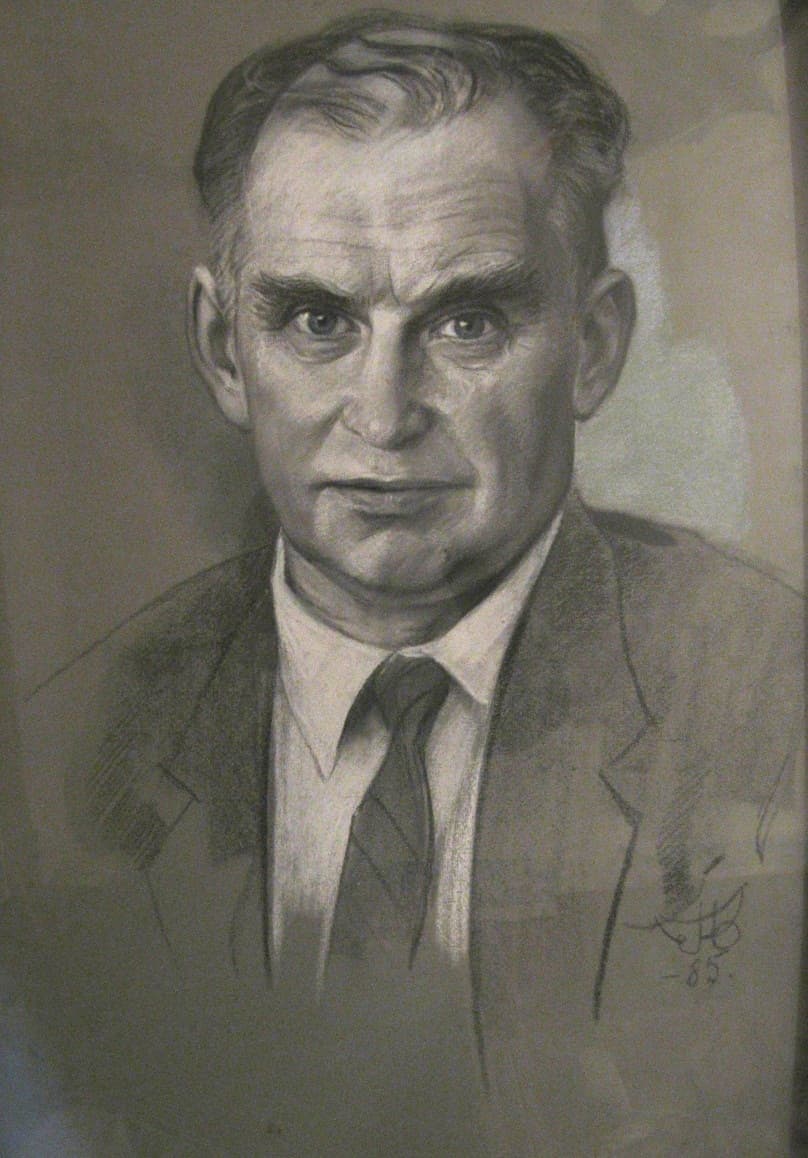 Директор научно-исследовательского института им. академика Павлова академик Говырин Владимир Александрович