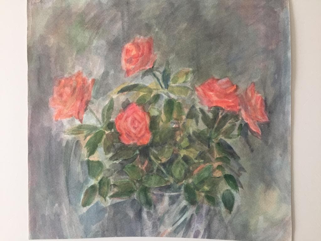 Букет красных роз в вазе