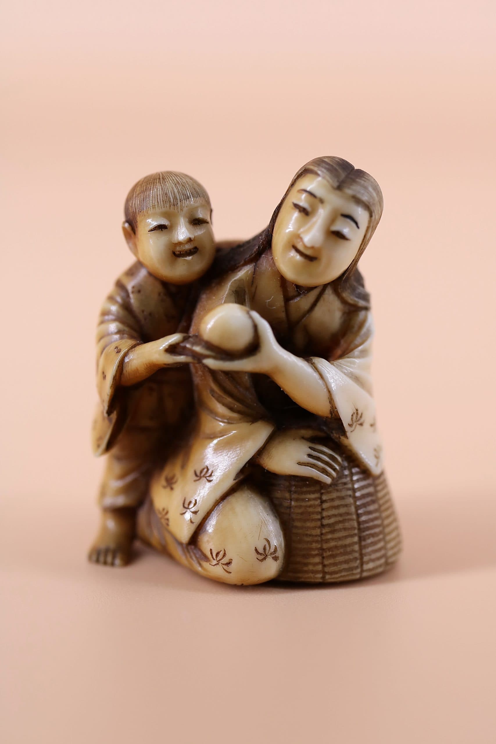 Женщина с ребенком