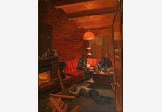 В коттедже ночью