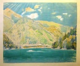 Горное озеро в Абхазии