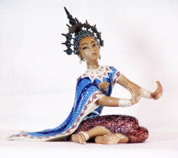 Статуэтка «Тайская храмовая танцовщица» (из серии «Народы мира»)