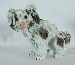 Фарфоровая статуэтка собаки породы Болонка