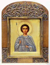 Старинная икона «Великомученик Димитрий Солунский» в серебряном окладе
