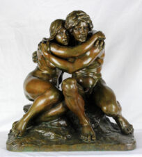 Старинная скульптура «Адам и Ева»