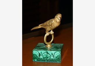 Антикварная статуэтка из бронзы — Попугай