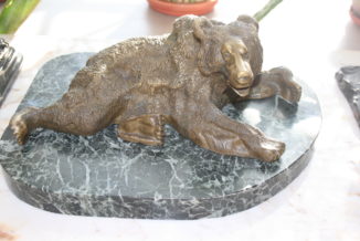 Бронзовая скульптура «Медведь»