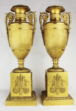 Старинные бронзовые парные вазы (подсвечники) в стиле ампир
