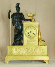 Старинные каминные часы с боем в стиле ампир «Древнегреческая богиня Фортуна с рогом изобилия»