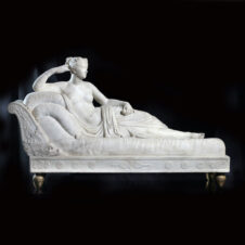 Мраморная скульптура Паолины Бонапарт в образе Венеры по модели Антонио Кановы